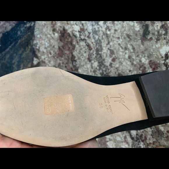 ❌SOLD❌Giuseppe Zanotti flat - Picture 7 of 8